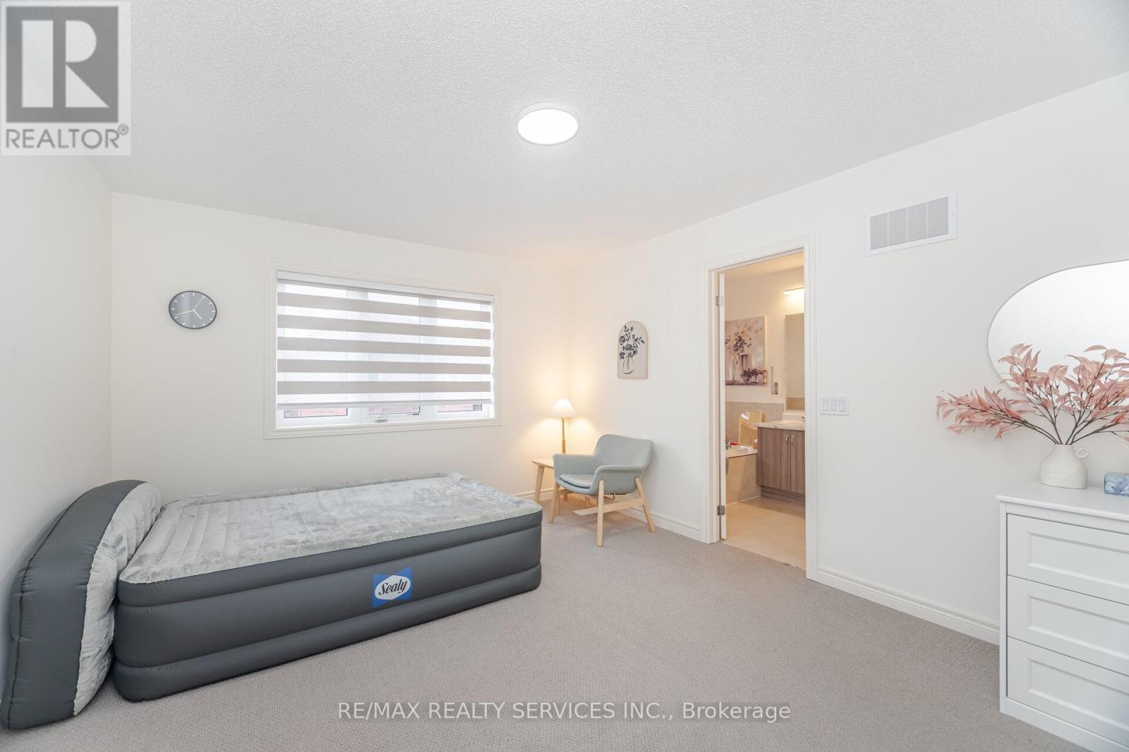 29 Benhurst Crescent, Brampton, Ontario  L7A 5A2 - Photo 26 - W12473215