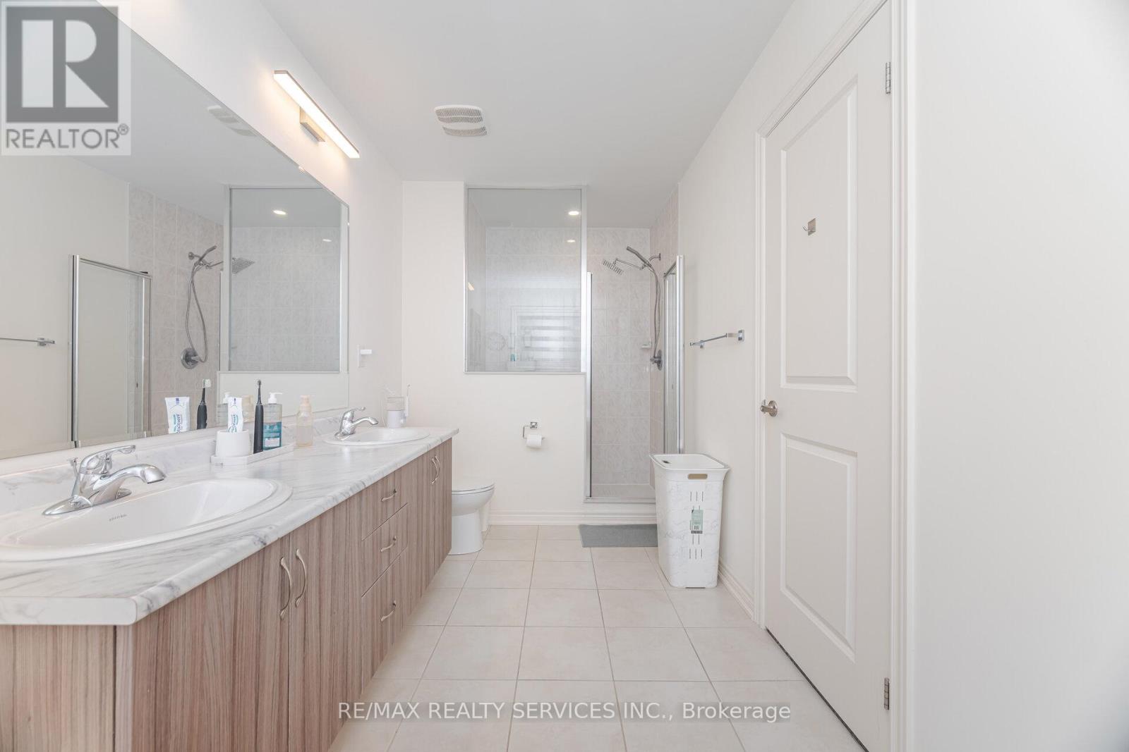 29 Benhurst Crescent, Brampton, Ontario  L7A 5A2 - Photo 28 - W12473215
