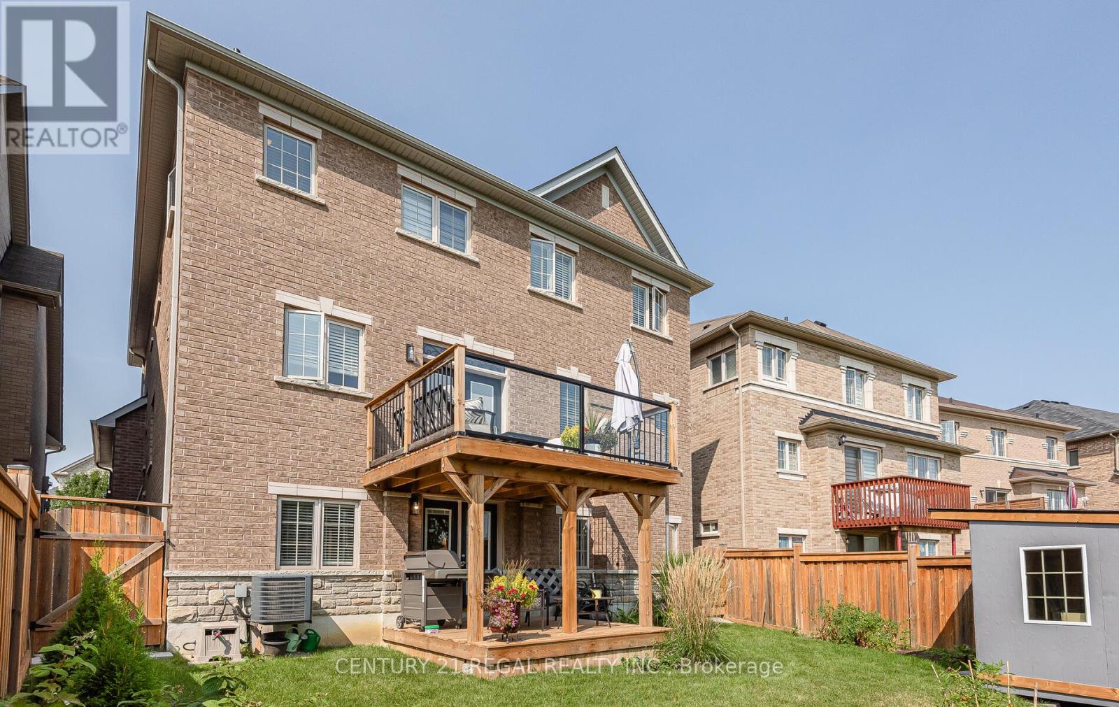 43 Valleyscape Trail, Caledon, Ontario  L7C 3Z2 - Photo 5 - W12473219