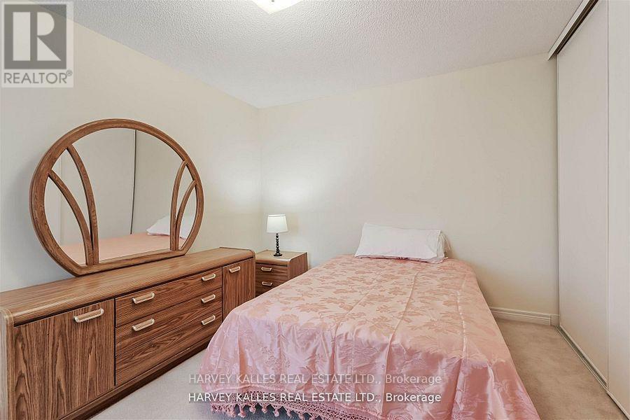 5108 Heatherleigh Avenue, Mississauga, Ontario  L5V 1M7 - Photo 28 - W12473221