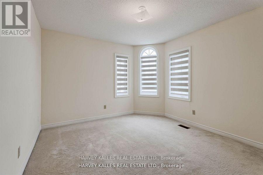 5108 Heatherleigh Avenue, Mississauga, Ontario  L5V 1M7 - Photo 30 - W12473221