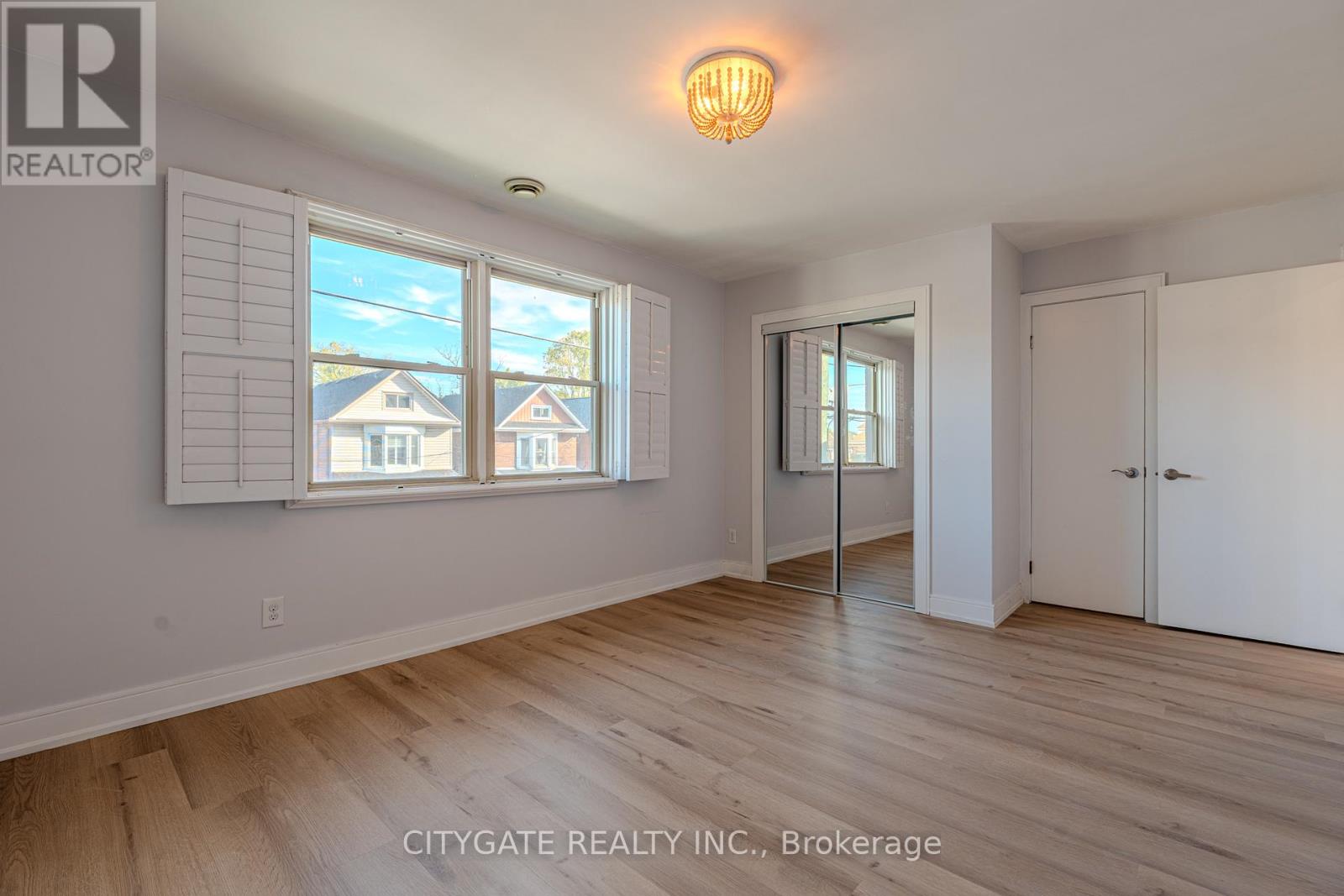 2 - 209 Homewood Avenue, Hamilton, Ontario  L8P 2M6 - Photo 14 - X12473165