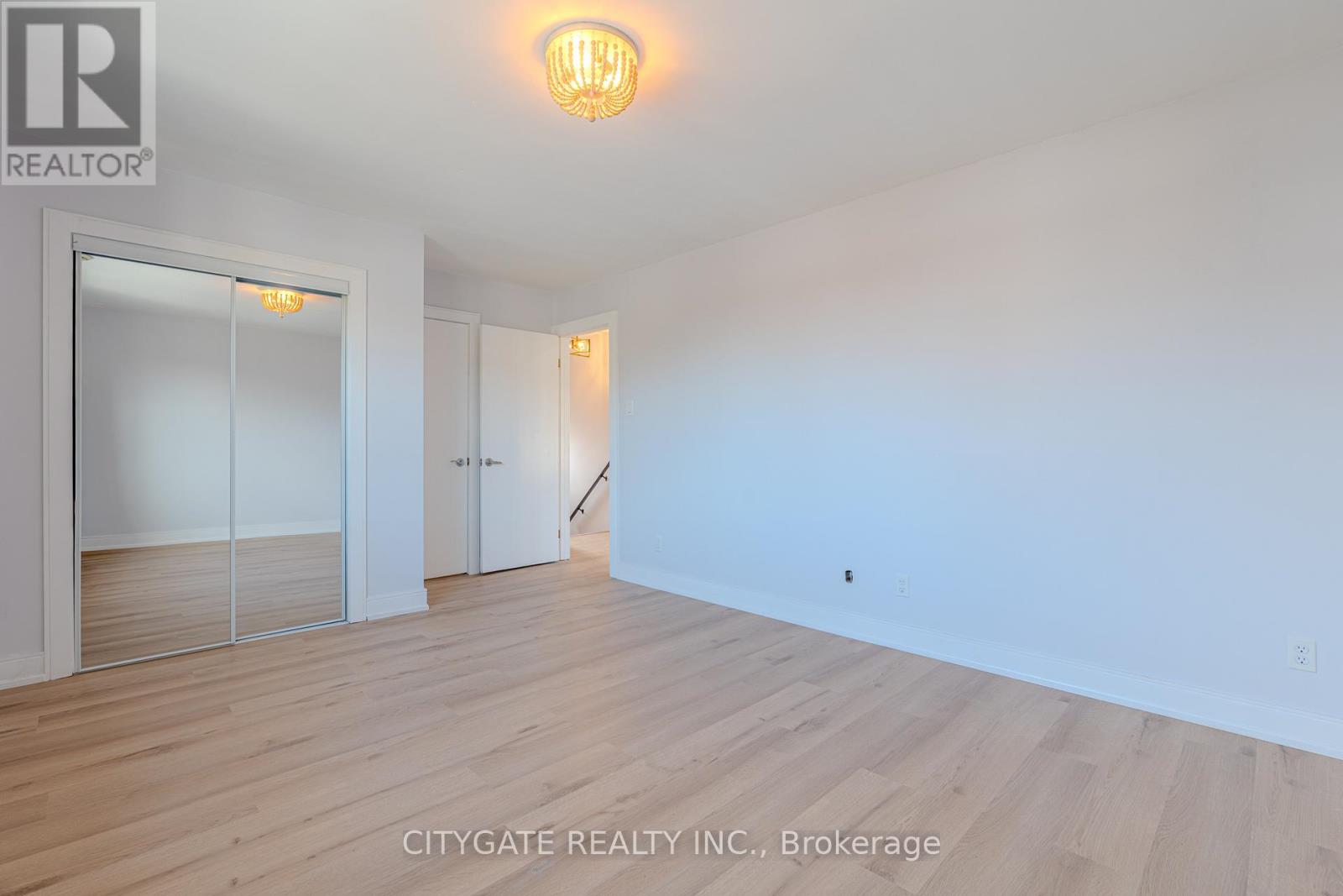 2 - 209 Homewood Avenue, Hamilton, Ontario  L8P 2M6 - Photo 15 - X12473165