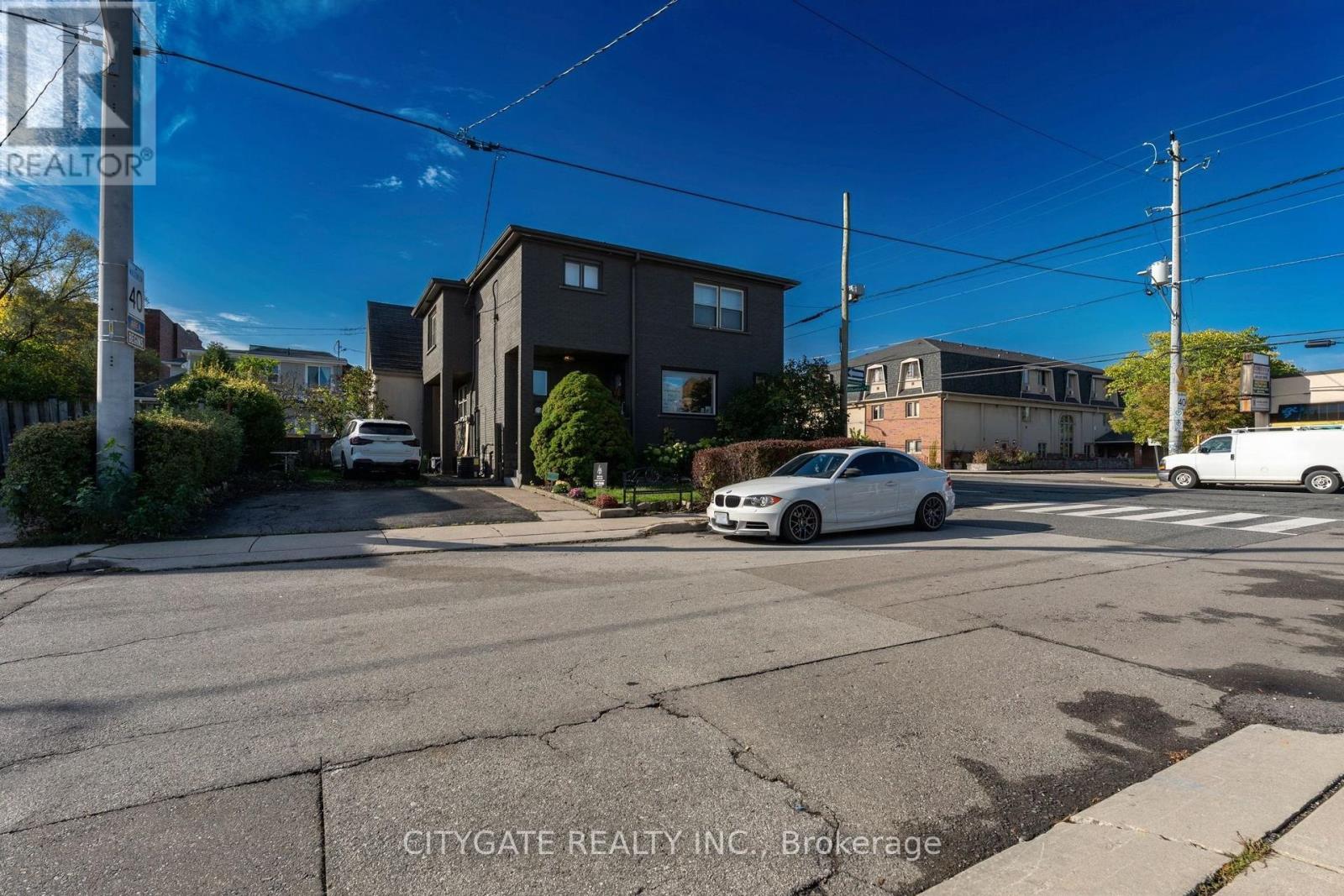 2 - 209 Homewood Avenue, Hamilton, Ontario  L8P 2M6 - Photo 21 - X12473165