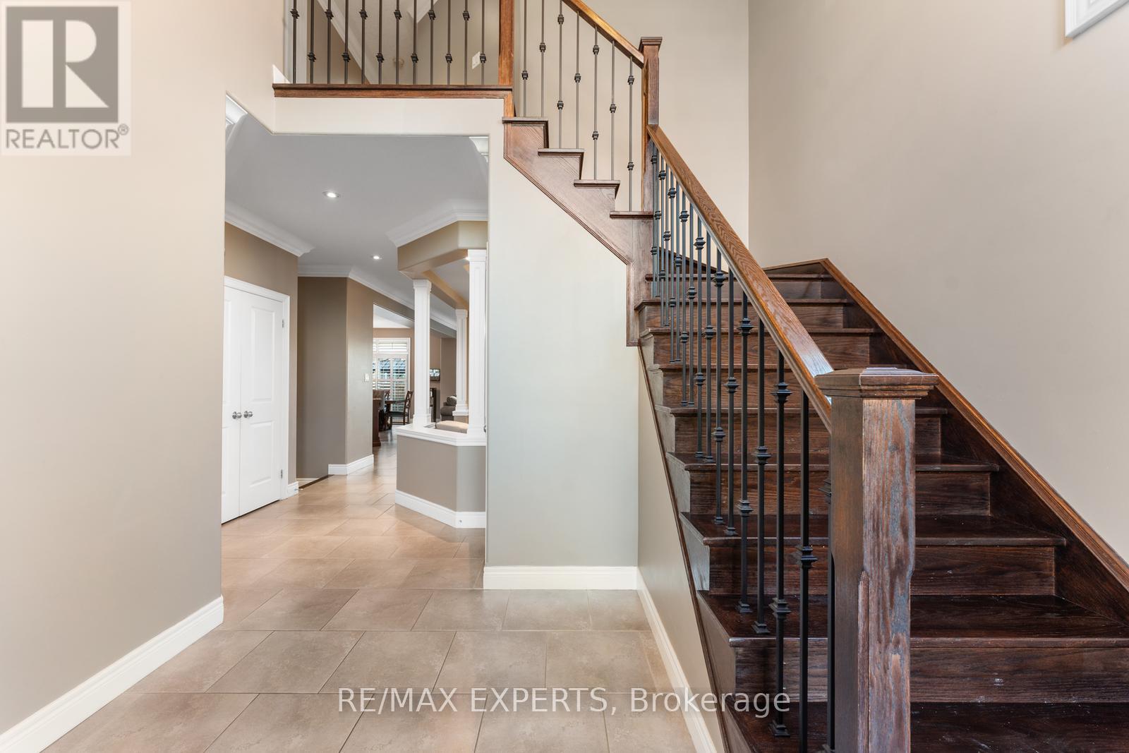 154 Davinci Boulevard, Hamilton, Ontario  L9B 0G6 - Photo 10 - X12473197
