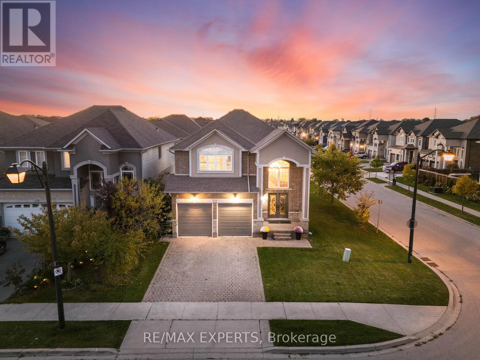 154 Davinci Boulevard, Hamilton, Ontario  L9B 0G6 - Photo 2 - X12473197