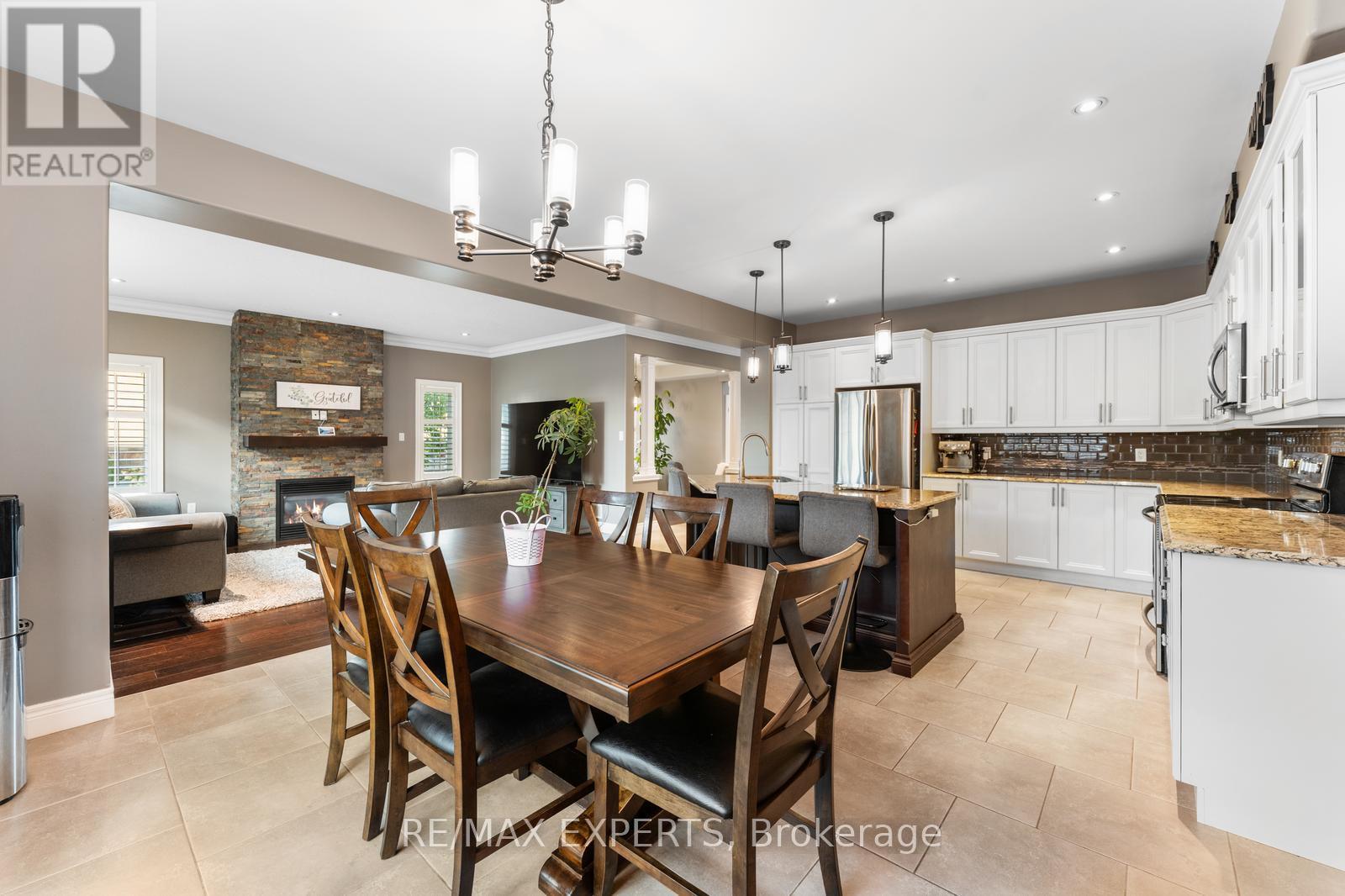 154 Davinci Boulevard, Hamilton, Ontario  L9B 0G6 - Photo 26 - X12473197