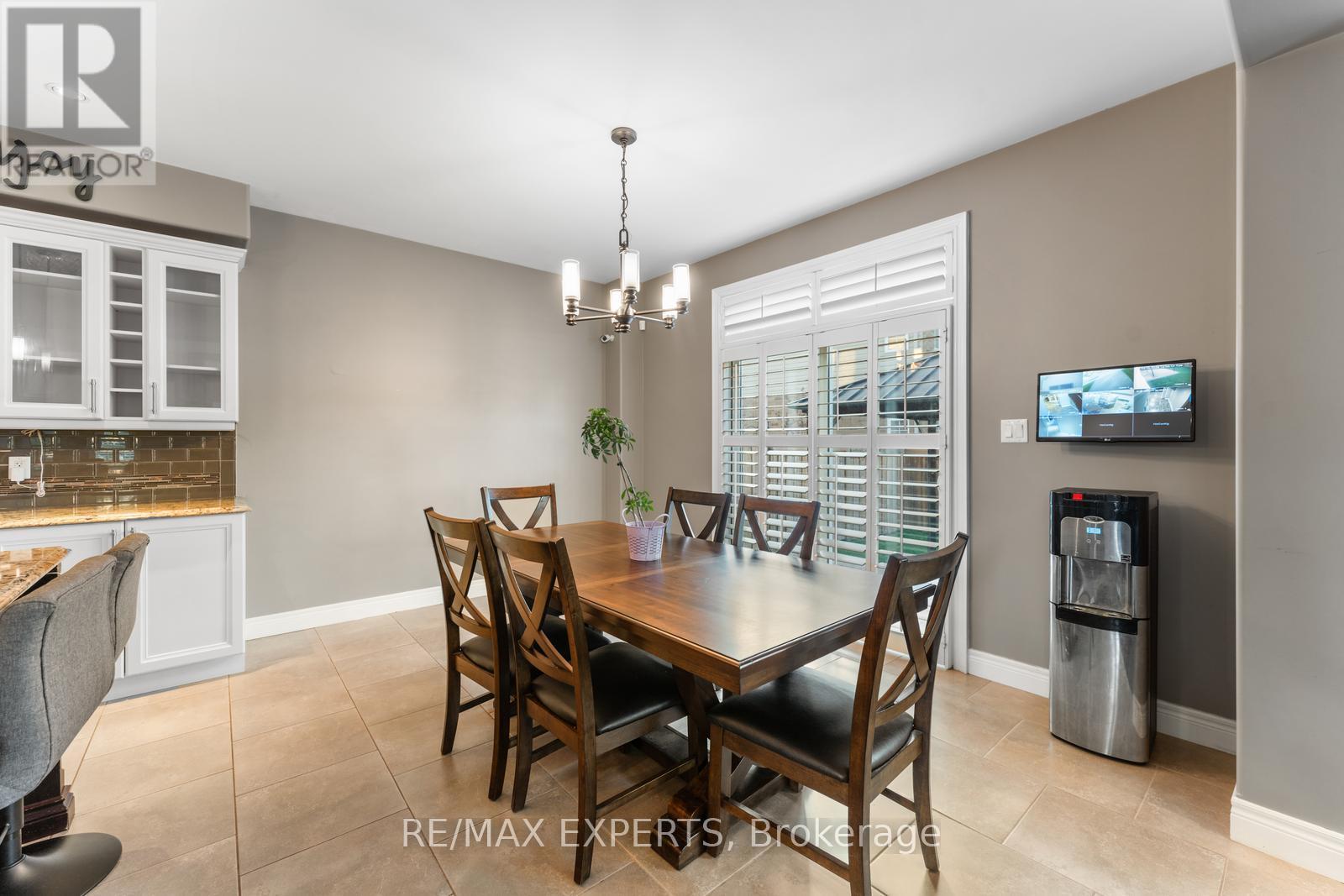 154 Davinci Boulevard, Hamilton, Ontario  L9B 0G6 - Photo 27 - X12473197