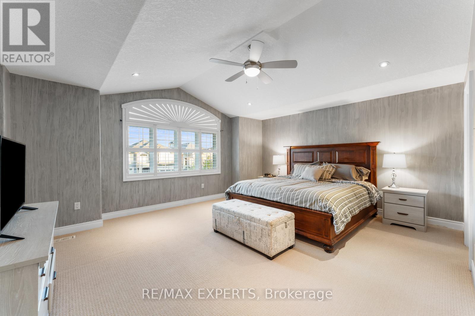 154 Davinci Boulevard, Hamilton, Ontario  L9B 0G6 - Photo 32 - X12473197