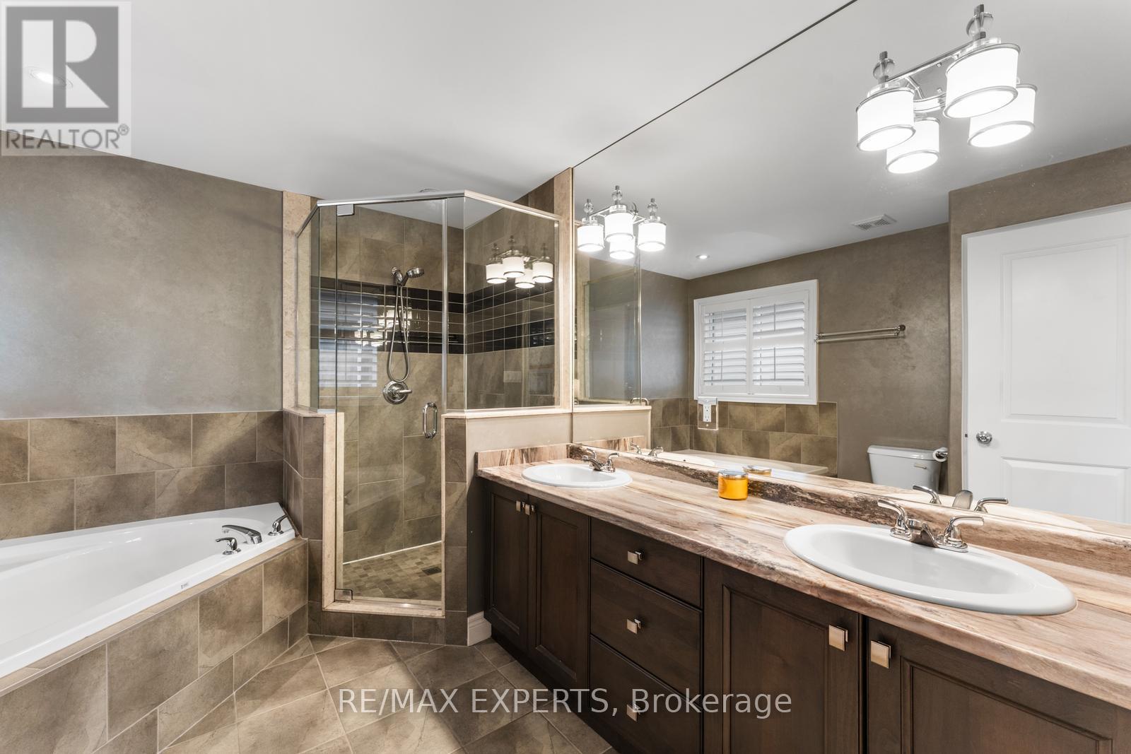 154 Davinci Boulevard, Hamilton, Ontario  L9B 0G6 - Photo 34 - X12473197