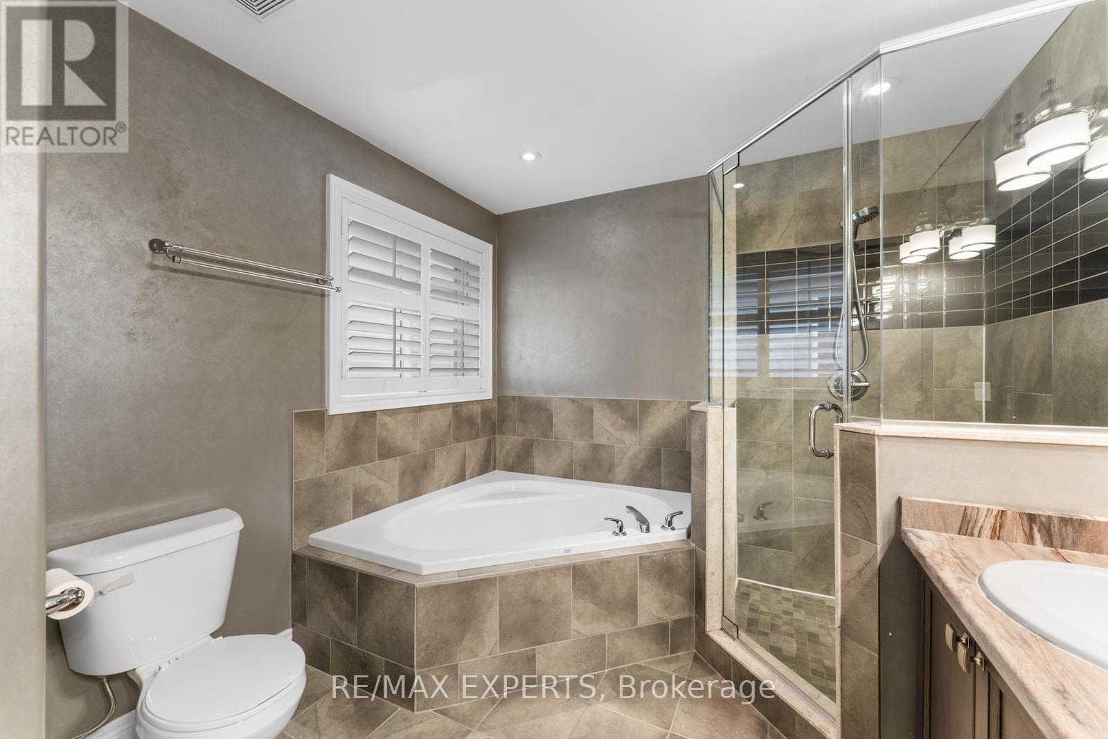 154 Davinci Boulevard, Hamilton, Ontario  L9B 0G6 - Photo 35 - X12473197