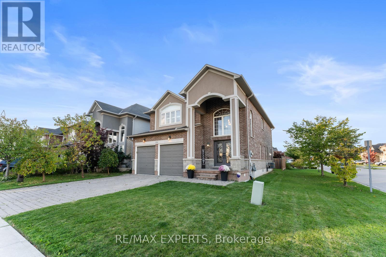 154 Davinci Boulevard, Hamilton, Ontario  L9B 0G6 - Photo 5 - X12473197