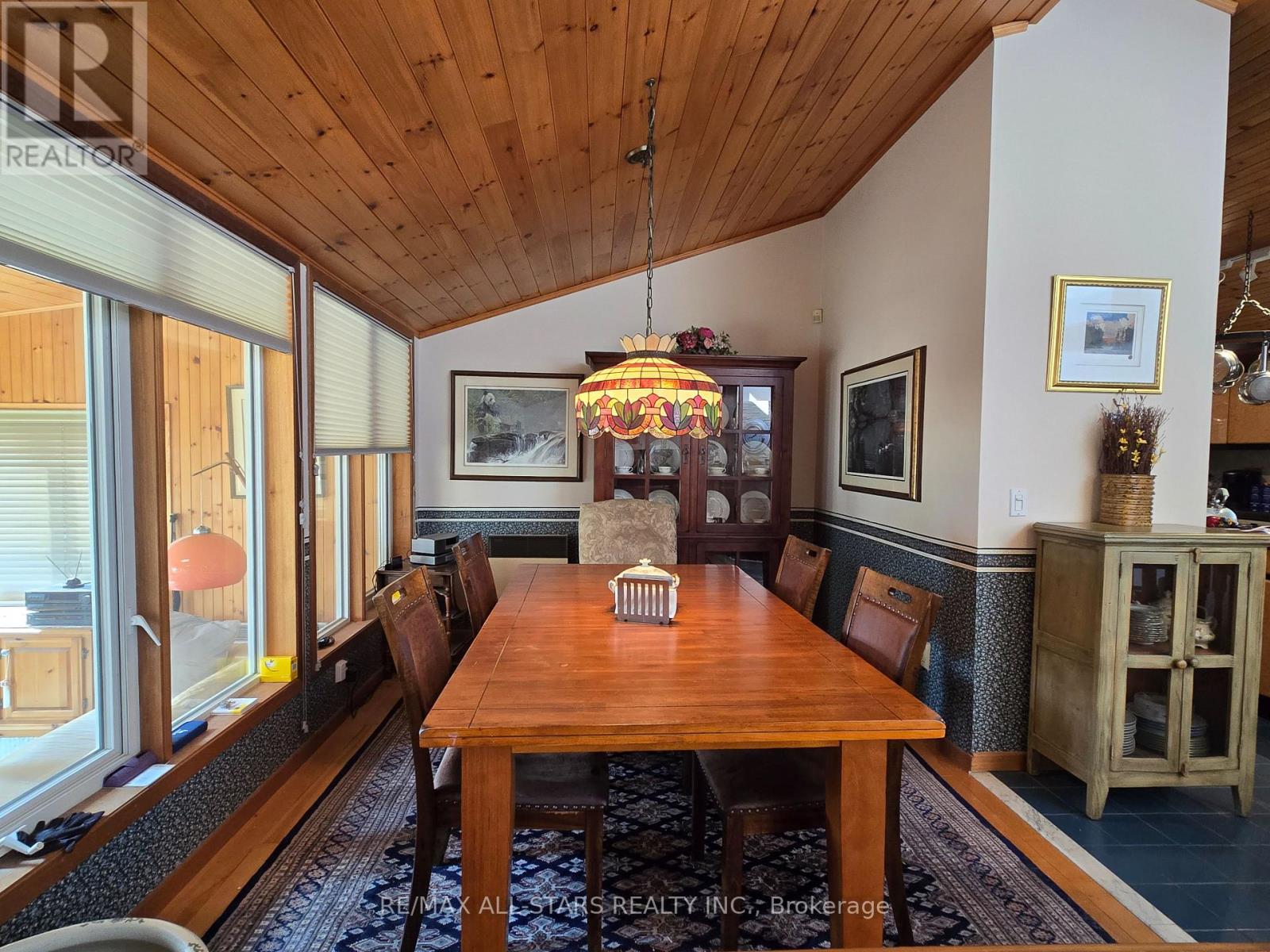 321 Rabys Shore Drive, Kawartha Lakes, Ontario  K0M 1N0 - Photo 16 - X12332446