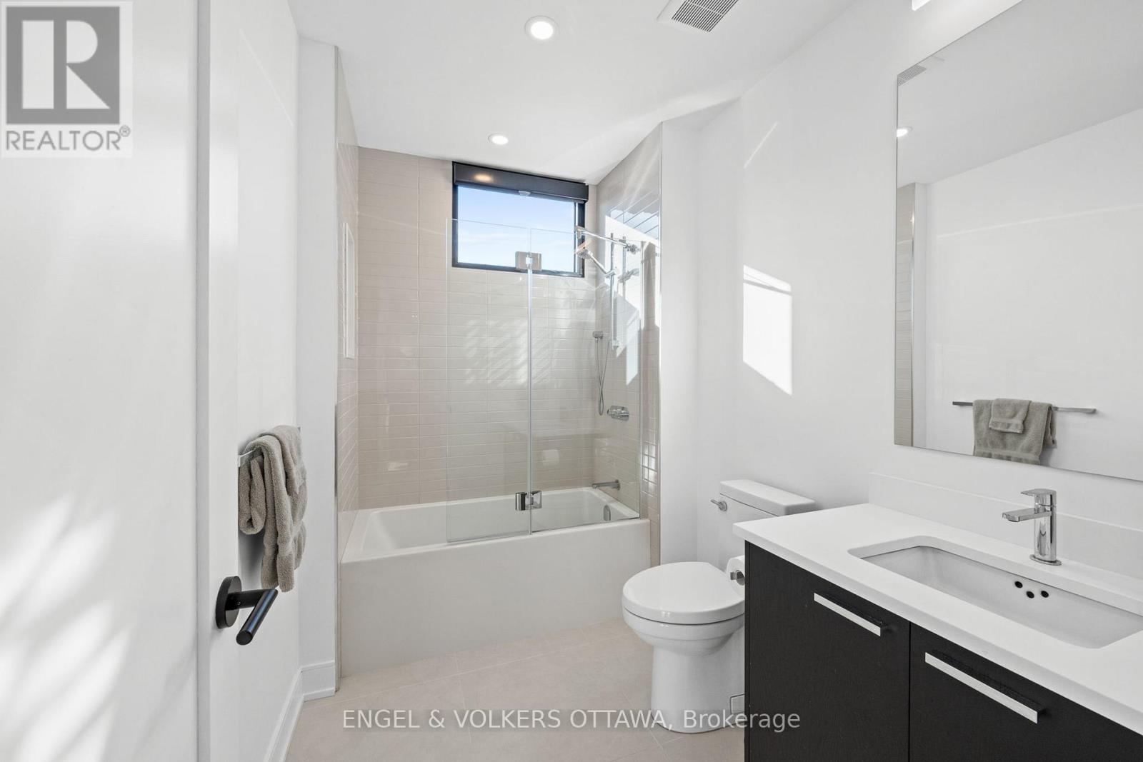 127 Peridot Private, Ottawa, Ontario  K2C 3M3 - Photo 27 - X12472678