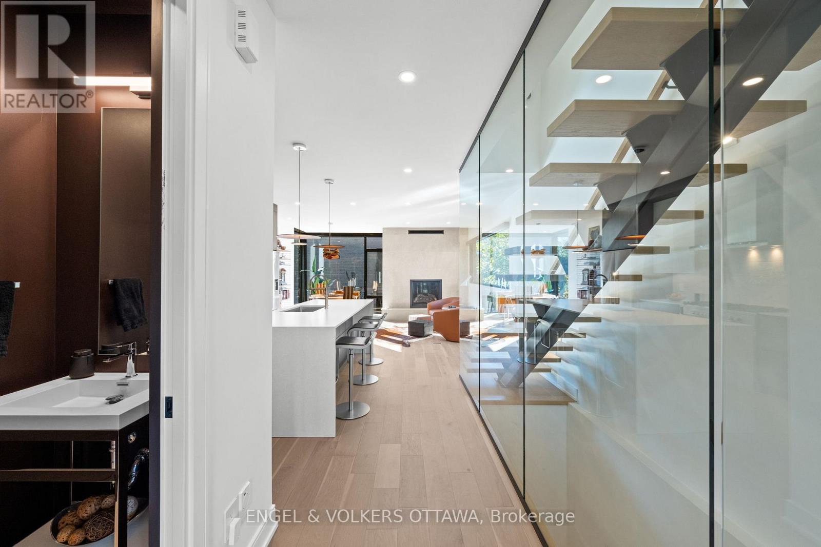 127 Peridot Private, Ottawa, Ontario  K2C 3M3 - Photo 12 - X12472678
