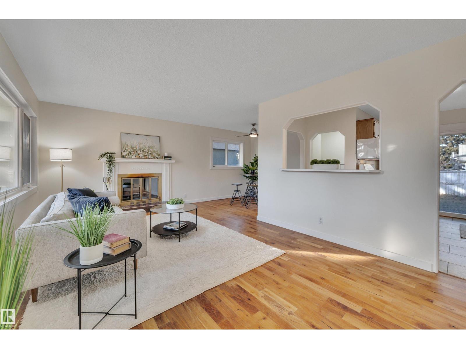 11022 160a St Nw, Edmonton, Alberta  T5P 3G7 - Photo 7 - E4460533