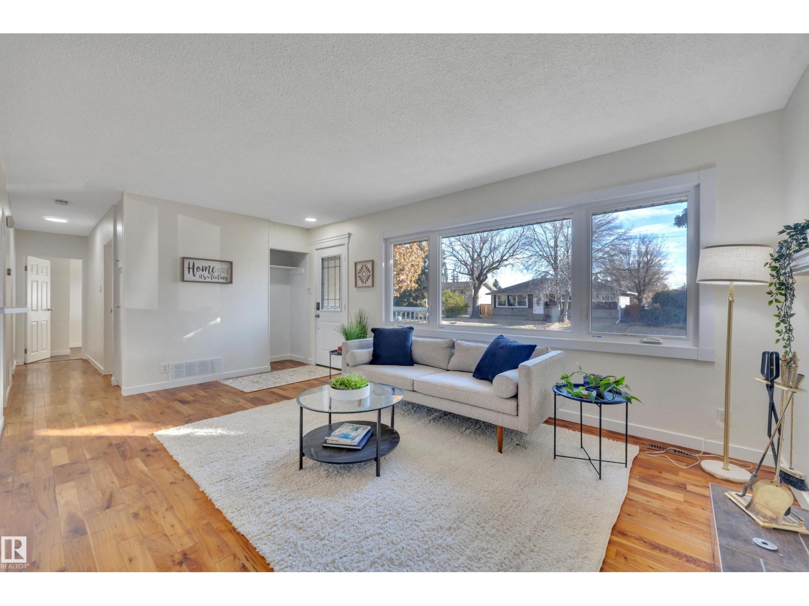 11022 160a St Nw, Edmonton, Alberta  T5P 3G7 - Photo 10 - E4460533
