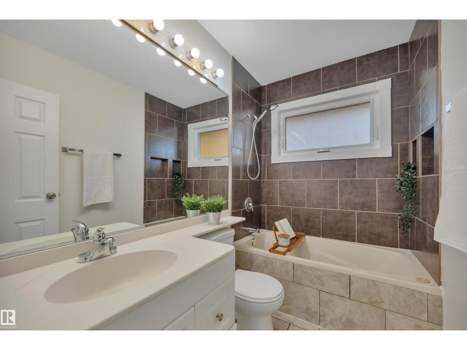 11022 160a St Nw, Edmonton, Alberta  T5P 3G7 - Photo 27 - E4460533