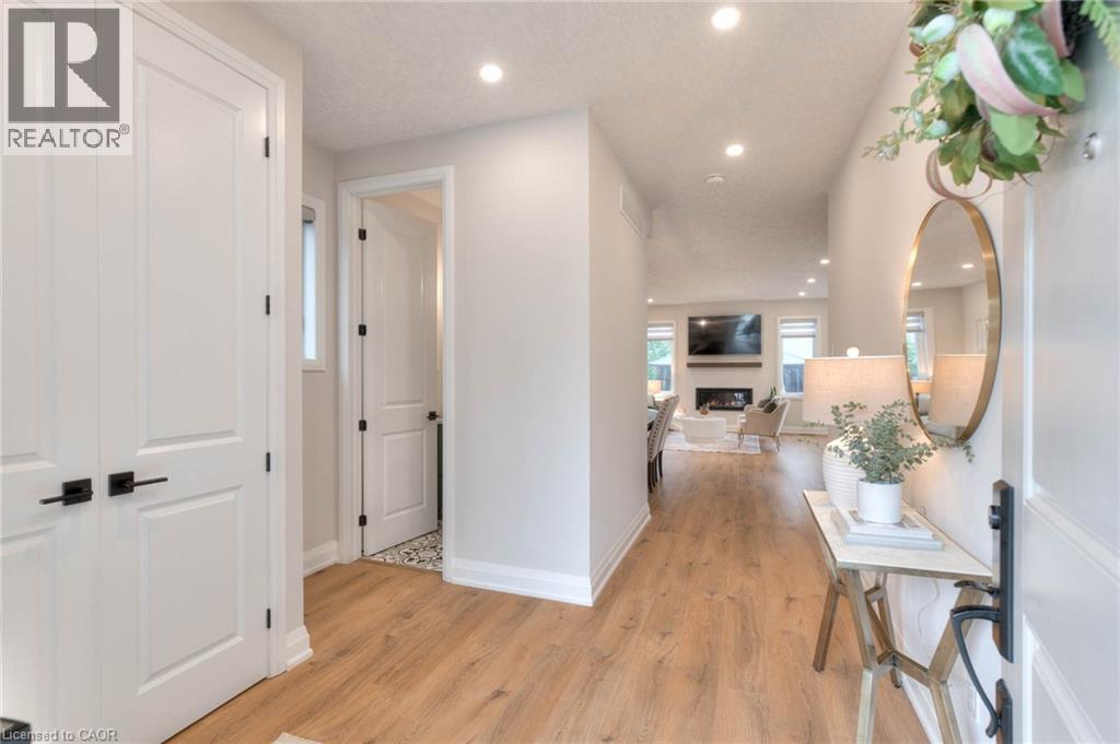 231 Forest Creek Drive, Kitchener, Ontario  N2R 0M2 - Photo 6 - 40780594