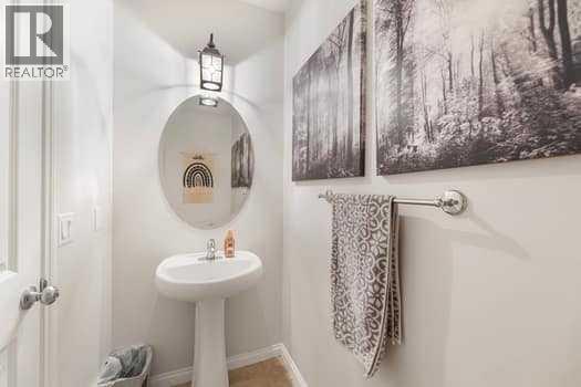 204 Paint Horse Drive, Cochrane, Alberta  T4C 0X1 - Photo 19 - A2261599