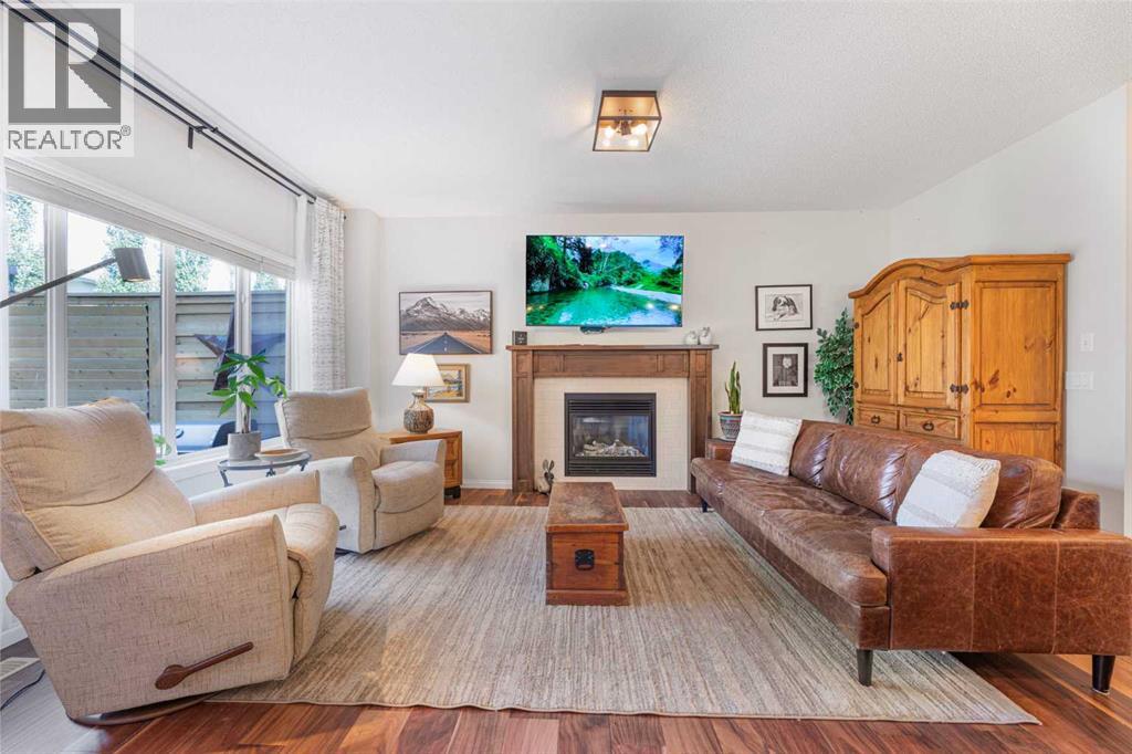 204 Paint Horse Drive, Cochrane, Alberta  T4C 0X1 - Photo 8 - A2261599