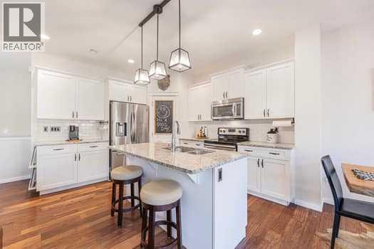 204 Paint Horse Drive, Cochrane, Alberta  T4C 0X1 - Photo 13 - A2261599