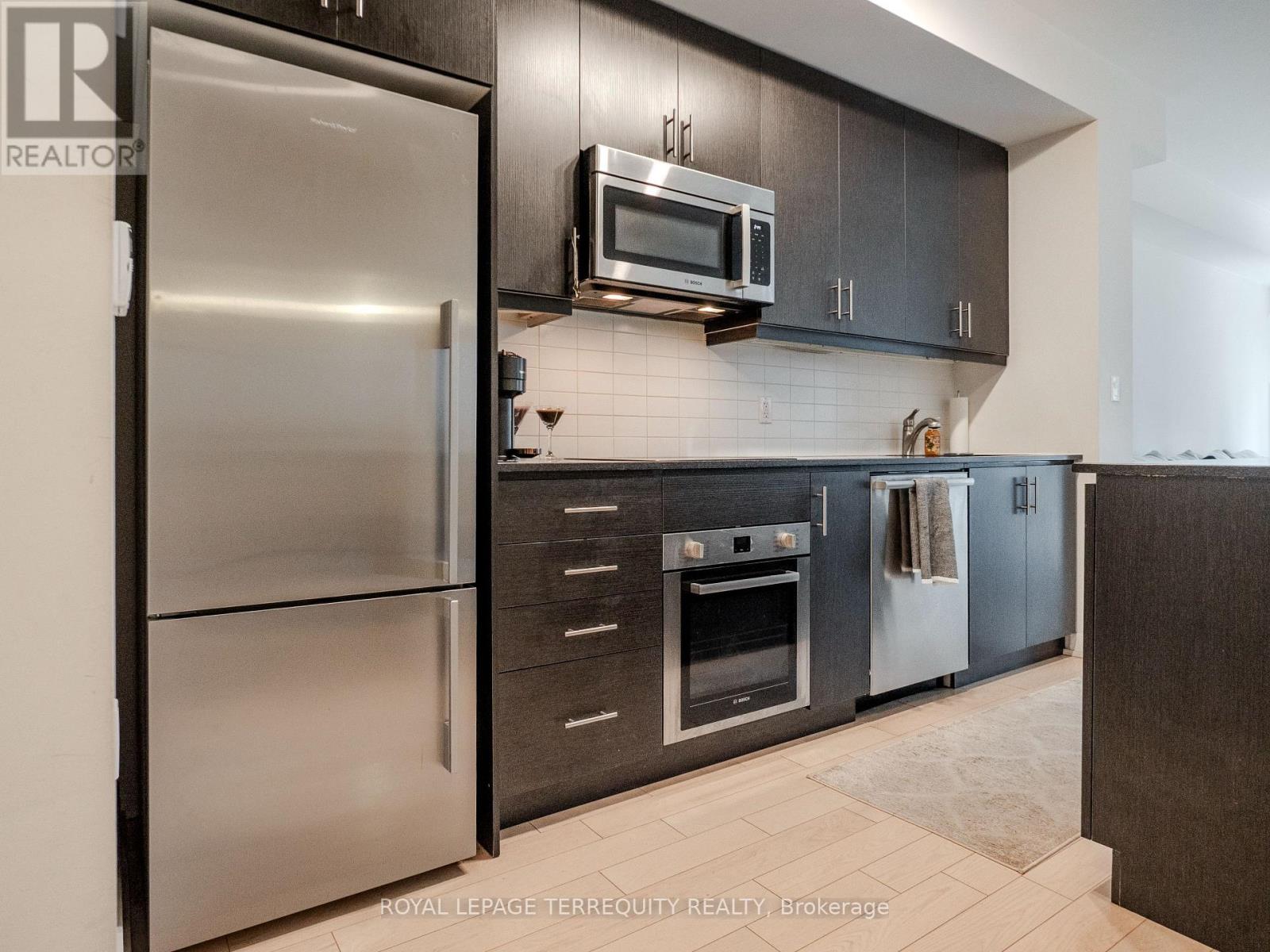 1009 - 1 The Esplanade, Toronto, Ontario  M5E 0A8 - Photo 14 - C12473261