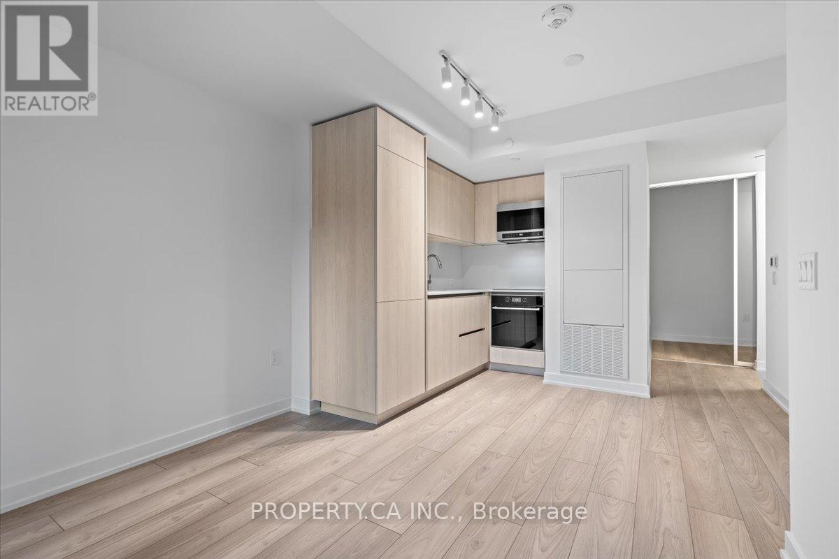 302s - 110 Broadway Avenue, Toronto, Ontario  M4P 1V3 - Photo 8 - C12473273