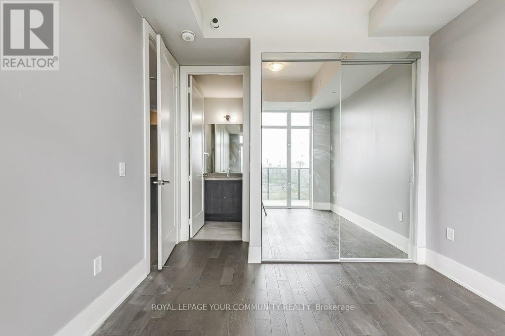 2712 - 330 Richmond Street W, Toronto, Ontario  M5V 1X2 - Photo 10 - C12473294