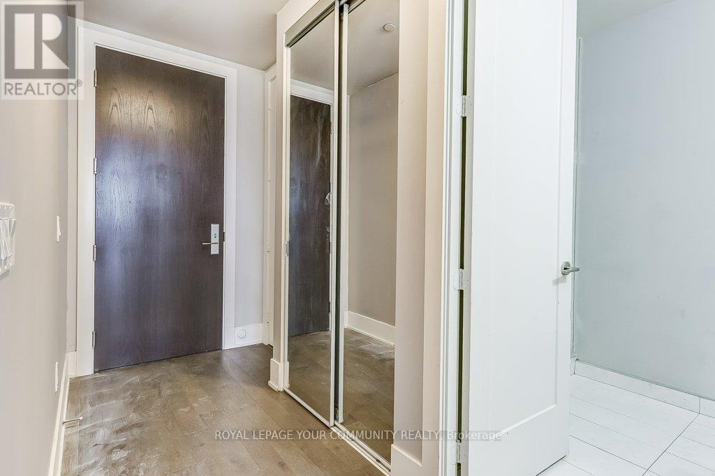 2712 - 330 Richmond Street W, Toronto, Ontario  M5V 1X2 - Photo 16 - C12473294