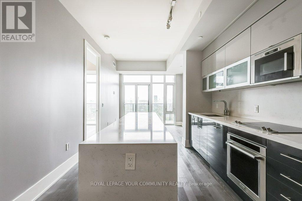 2712 - 330 Richmond Street W, Toronto, Ontario  M5V 1X2 - Photo 3 - C12473294