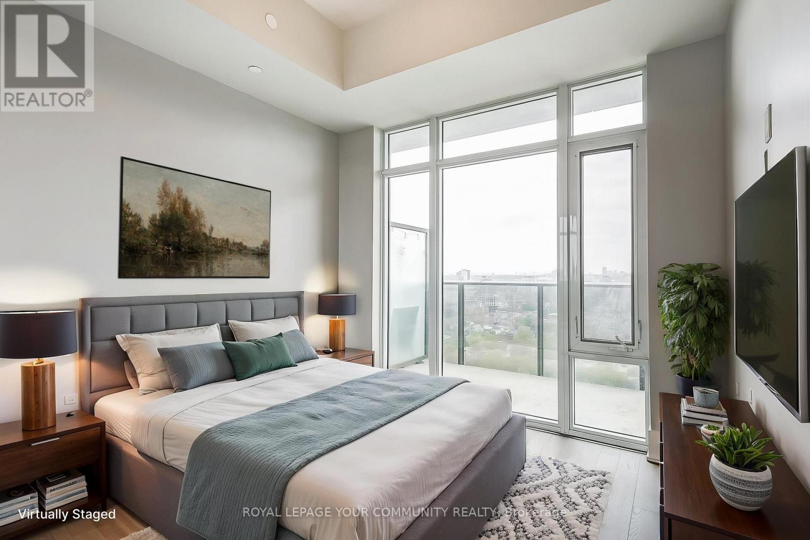 2712 - 330 Richmond Street W, Toronto, Ontario  M5V 1X2 - Photo 8 - C12473294