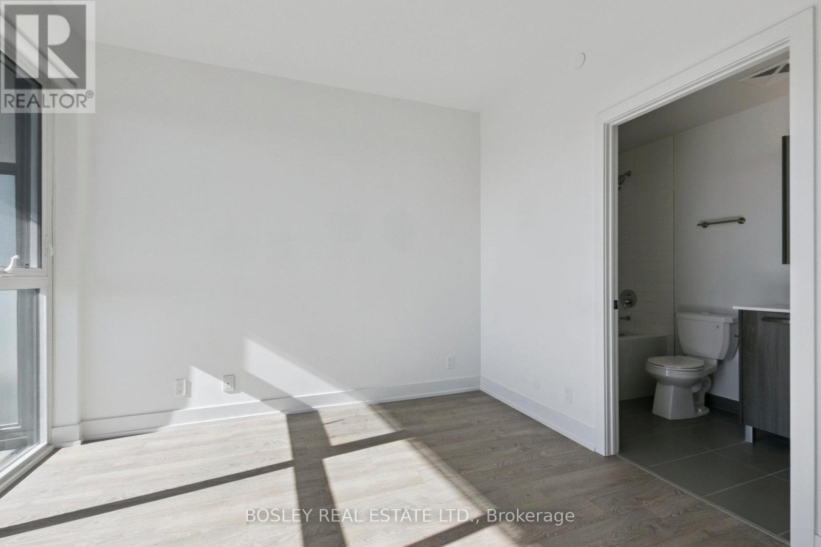 902 - 11 Lillian Street, Toronto, Ontario  M4S 2H7 - Photo 16 - C12473350