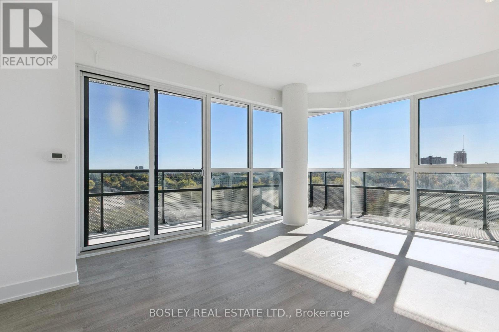 902 - 11 Lillian Street, Toronto, Ontario  M4S 2H7 - Photo 4 - C12473350