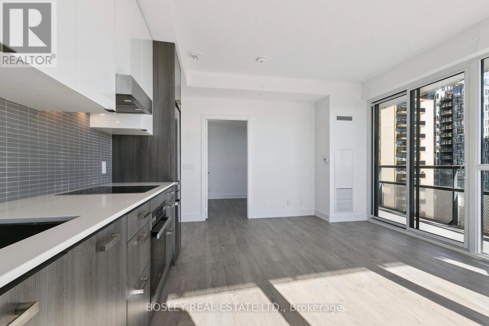 902 - 11 Lillian Street, Toronto, Ontario  M4S 2H7 - Photo 9 - C12473350
