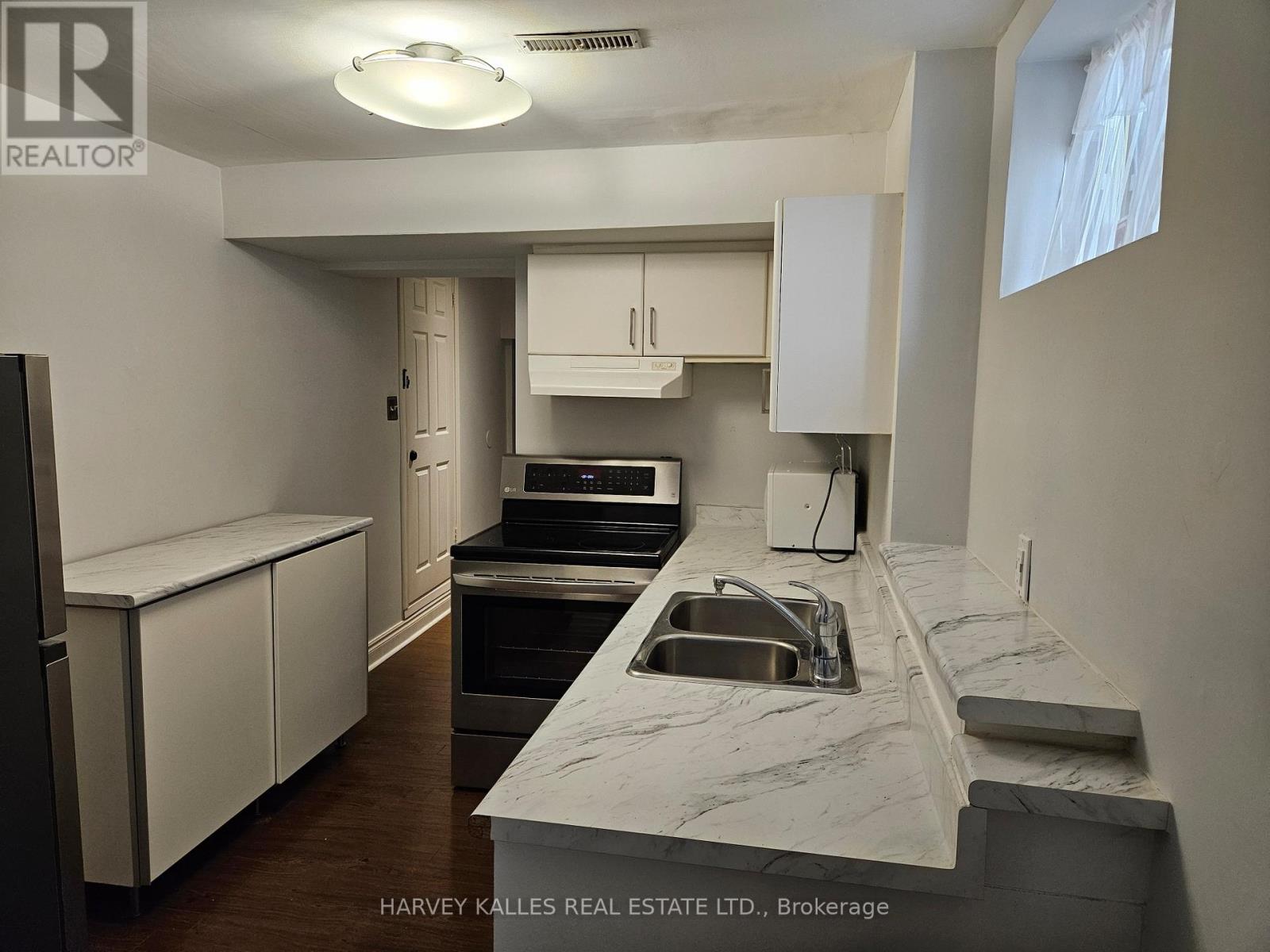 Lower - 85 Lanark Avenue, Toronto, Ontario  M6E 2G3 - Photo 1 - C12473371