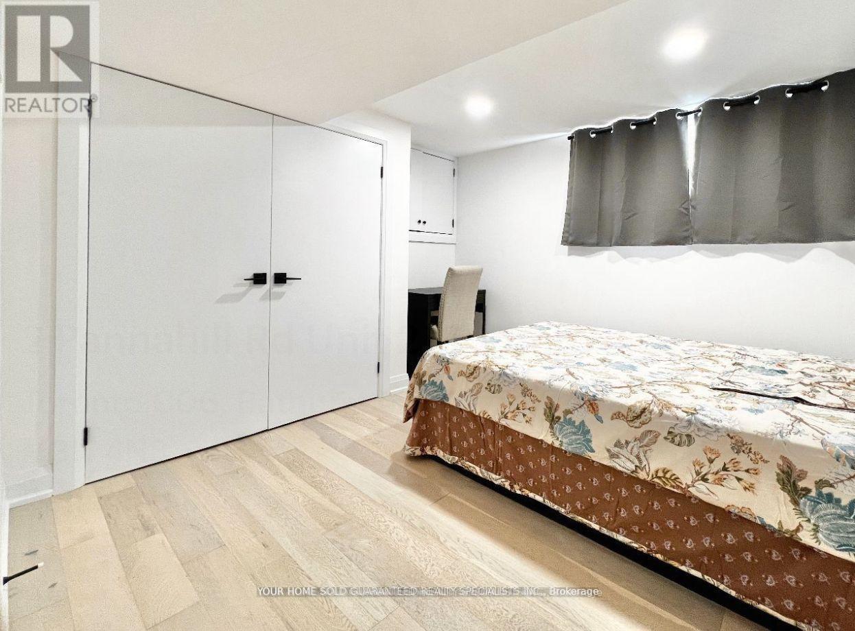 Room 2 - 2 Pannahill Road, Toronto, Ontario  M3H 4N3 - Photo 6 - C12473390