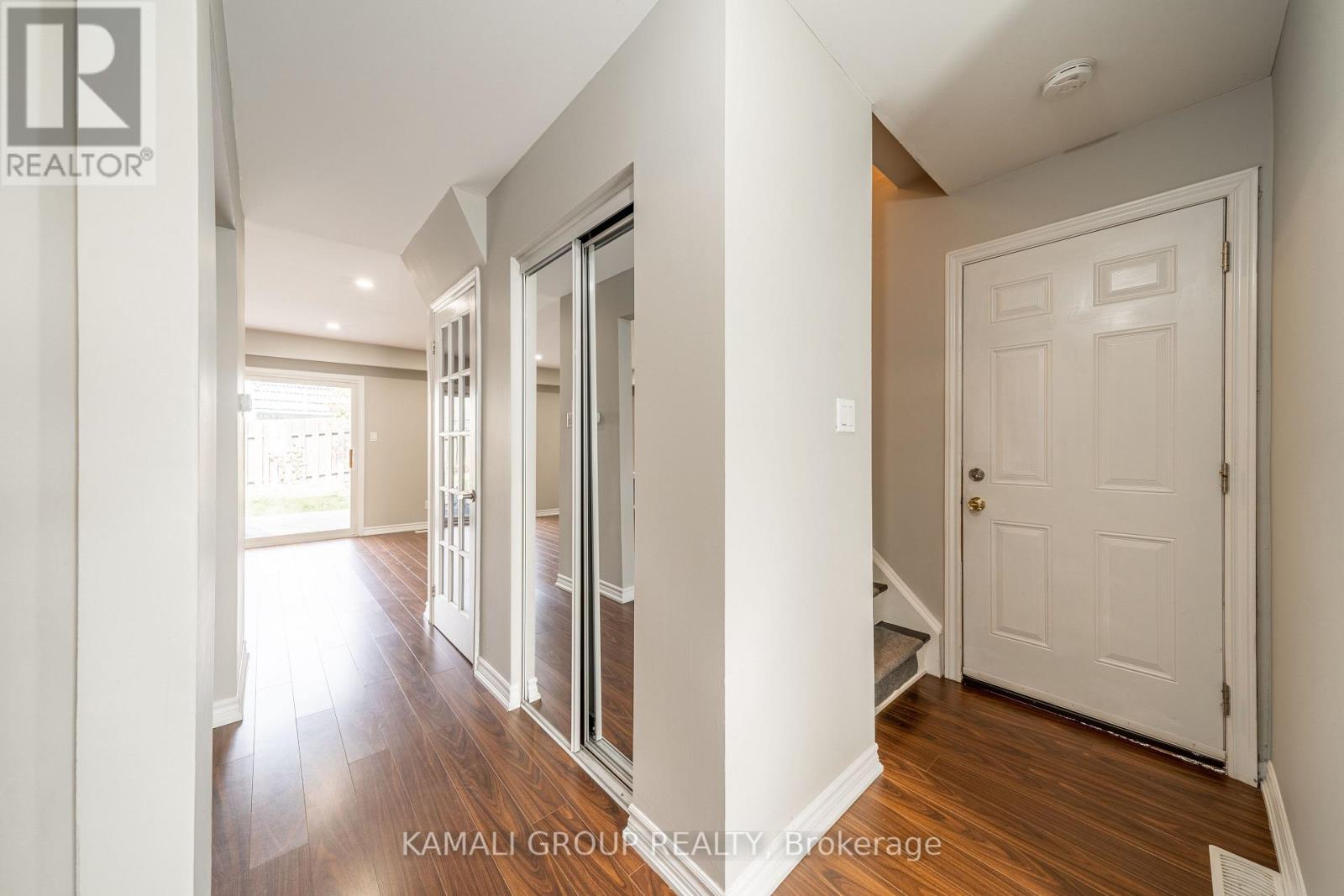 913 Carnaby Crescent, Oshawa, Ontario  L1G 2Y7 - Photo 4 - E12473262