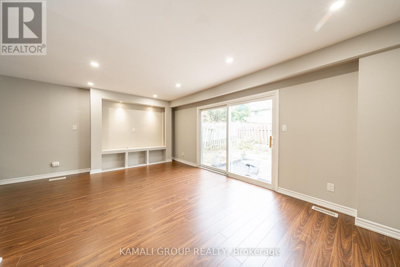 913 Carnaby Crescent, Oshawa, Ontario  L1G 2Y7 - Photo 7 - E12473262