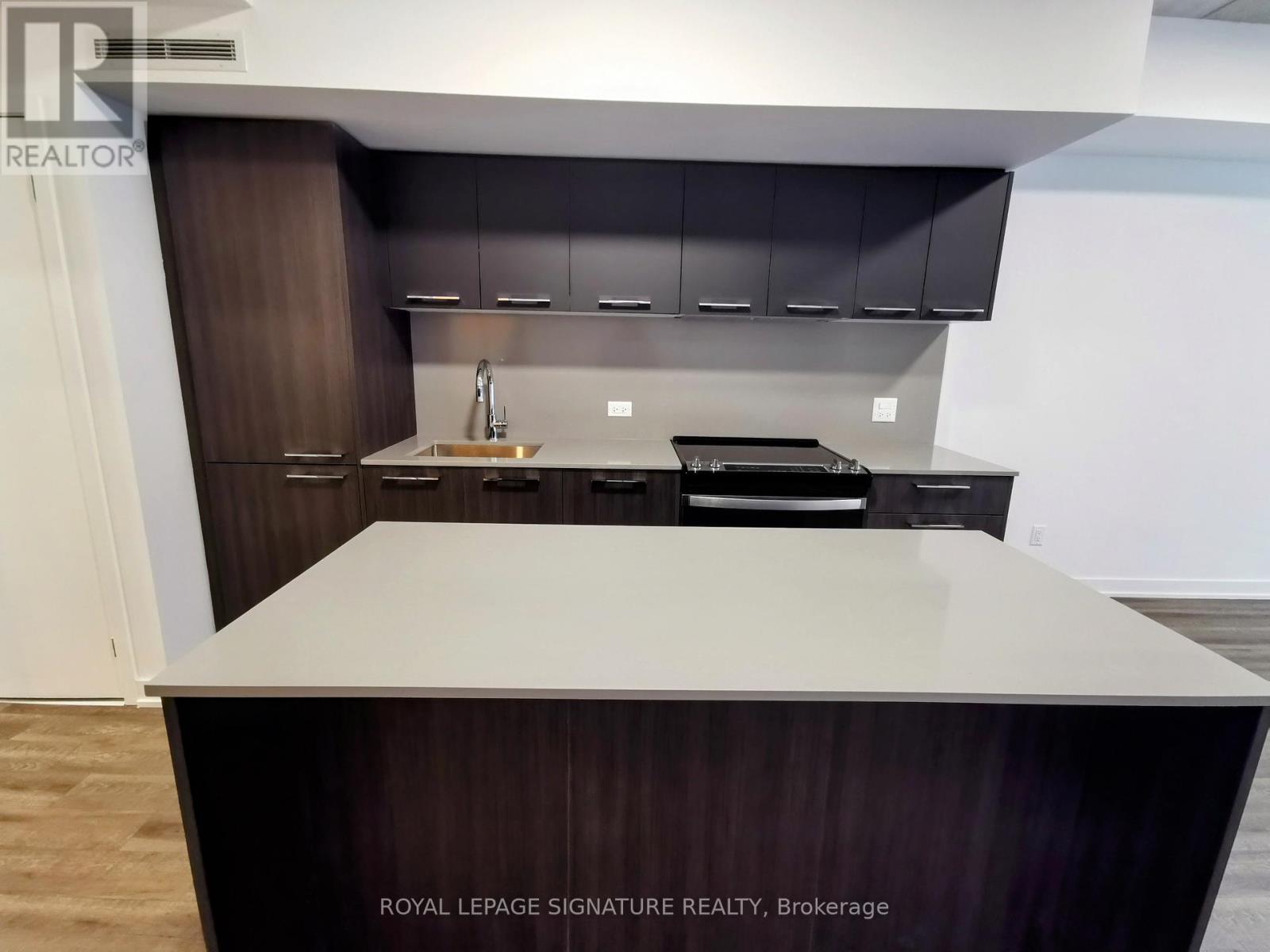 312 - 665 Queen Street E, Toronto, Ontario  M4M 1G4 - Photo 6 - E12473296
