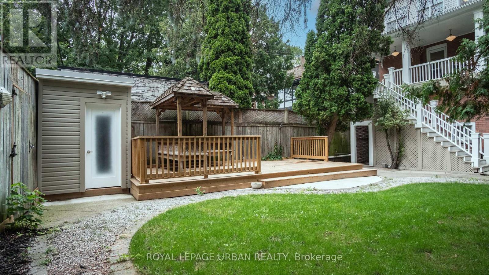 64 Brooklyn Avenue, Toronto, Ontario  M4M 2X5 - Photo 46 - E12473334