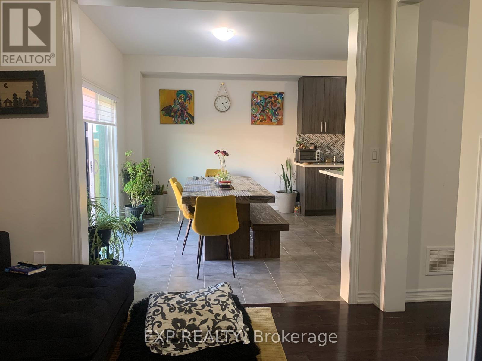 253 Fleetwood Drive, Oshawa, Ontario  L1K 3E8 - Photo 7 - E12473349