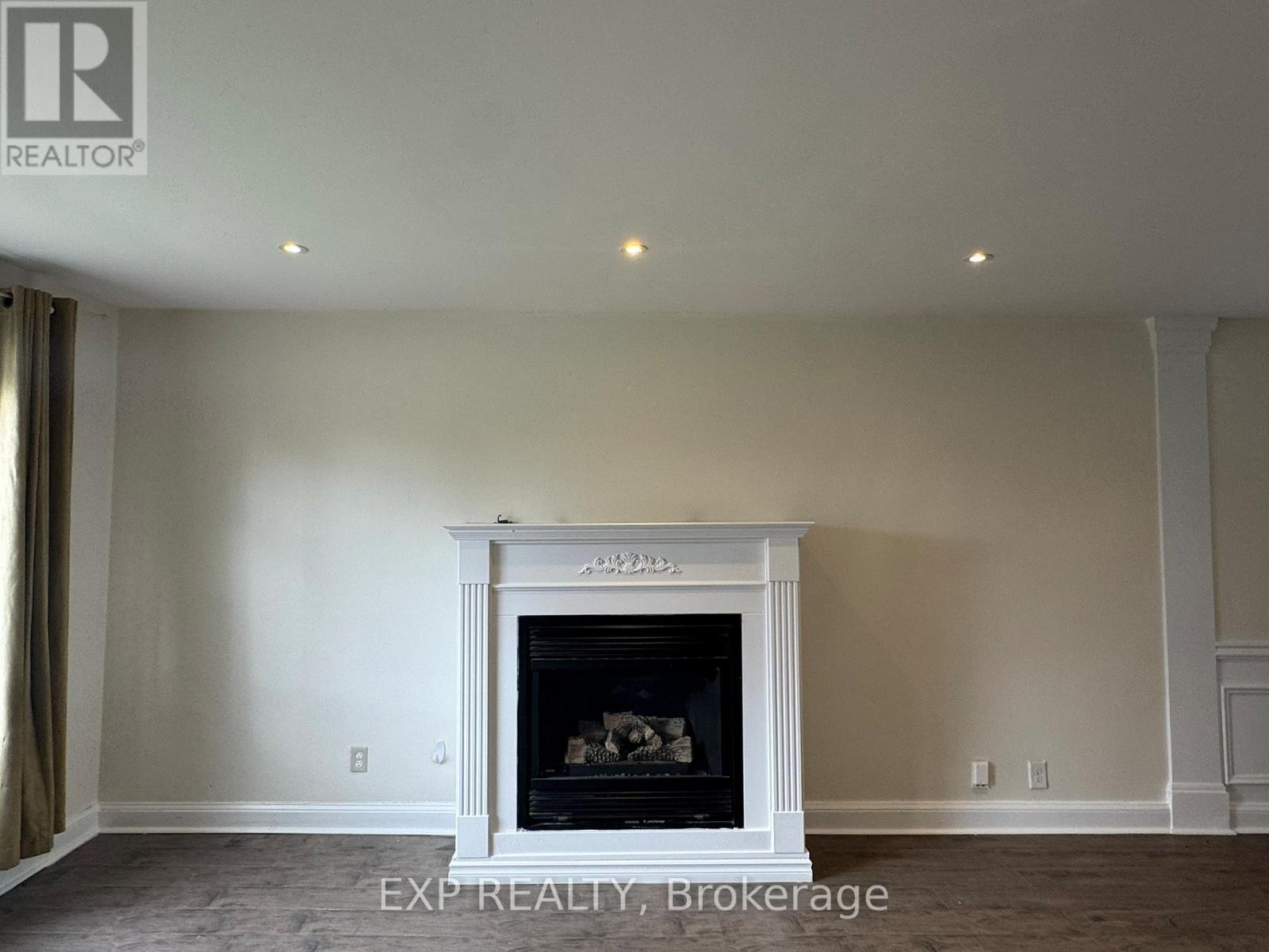 Upper - 97 Central Park Boulevard N, Oshawa, Ontario  L1G 5Y4 - Photo 5 - E12473362