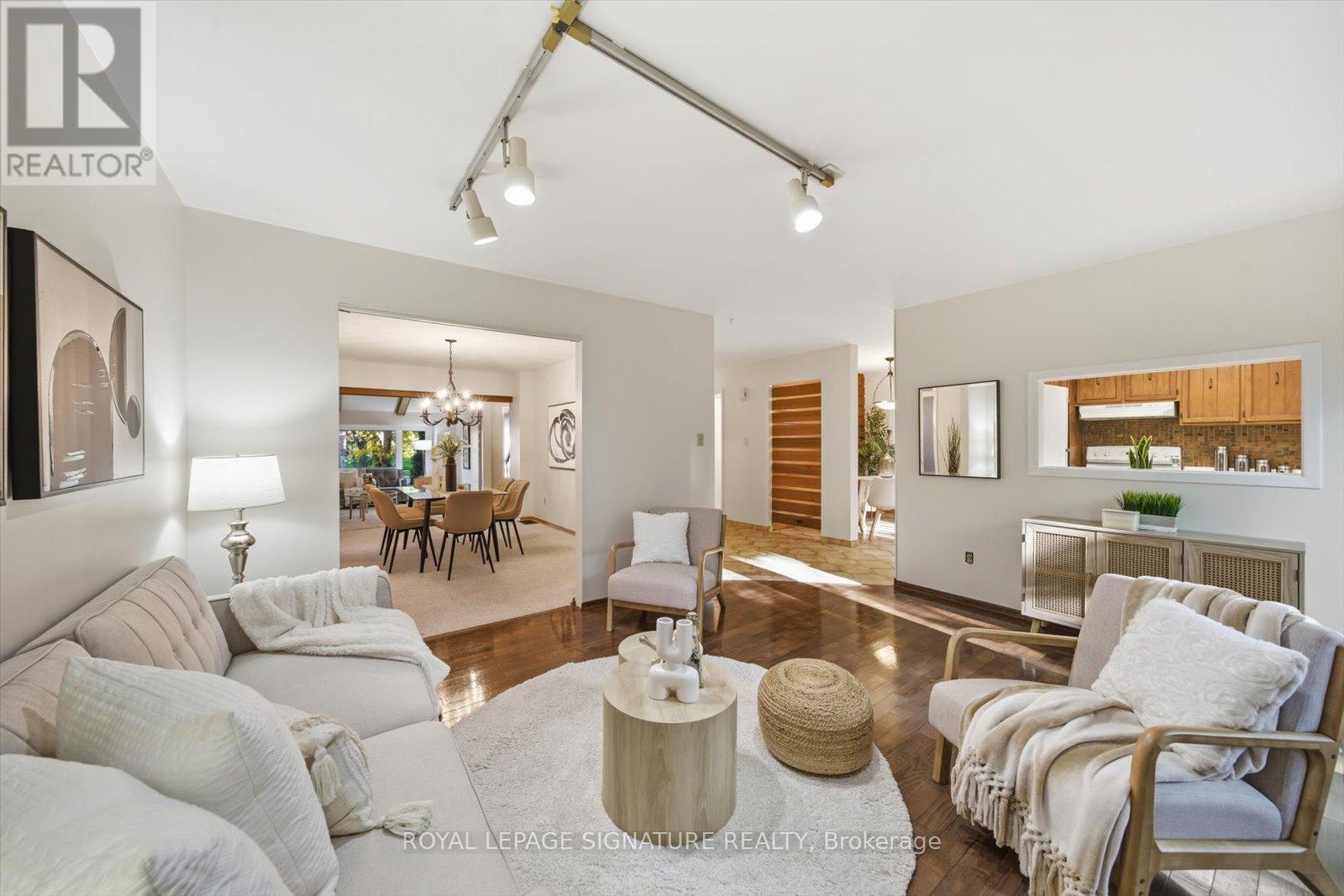 26 Macklingate Court, Toronto, Ontario  M1V 1A1 - Photo 13 - E12473374