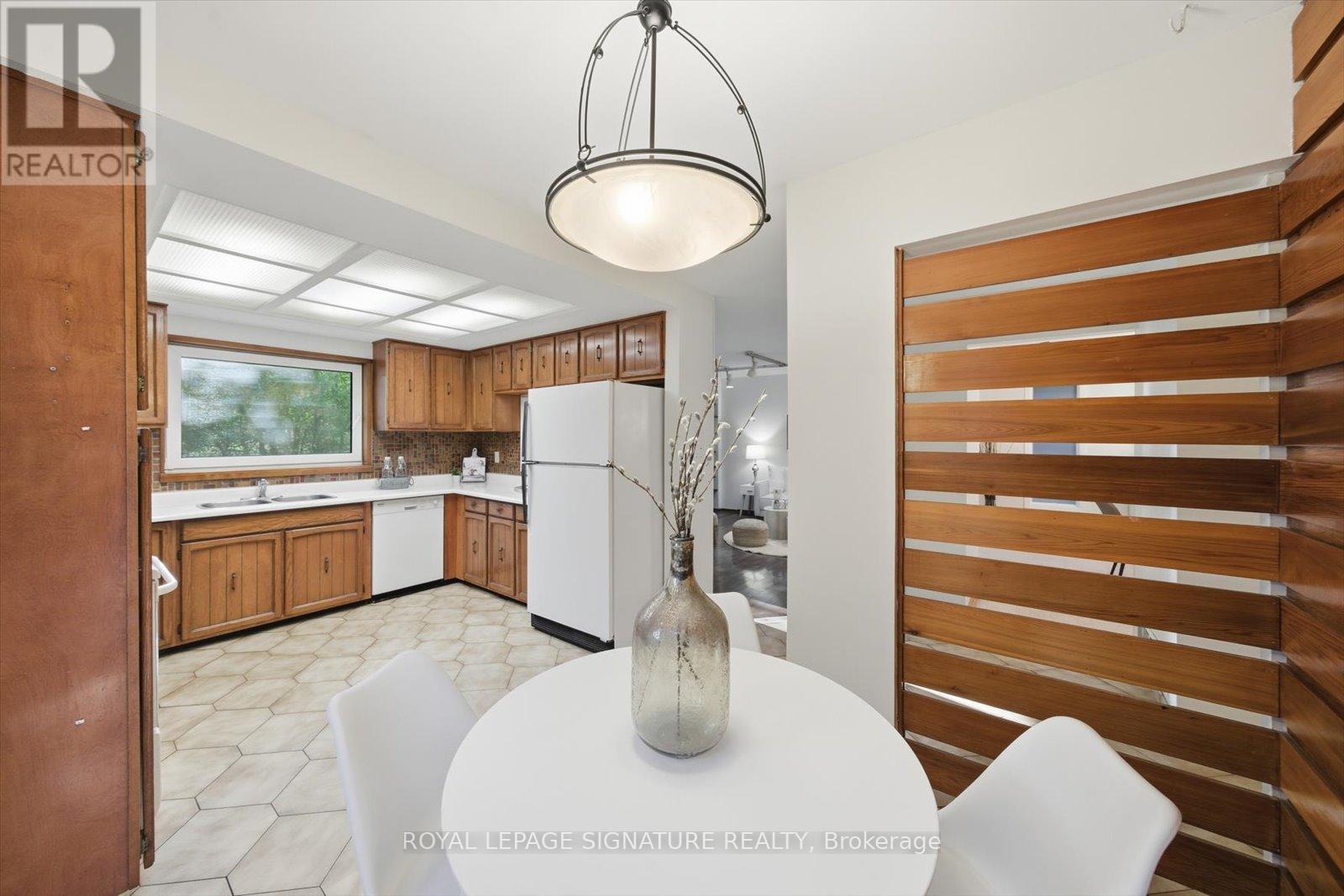 26 Macklingate Court, Toronto, Ontario  M1V 1A1 - Photo 18 - E12473374