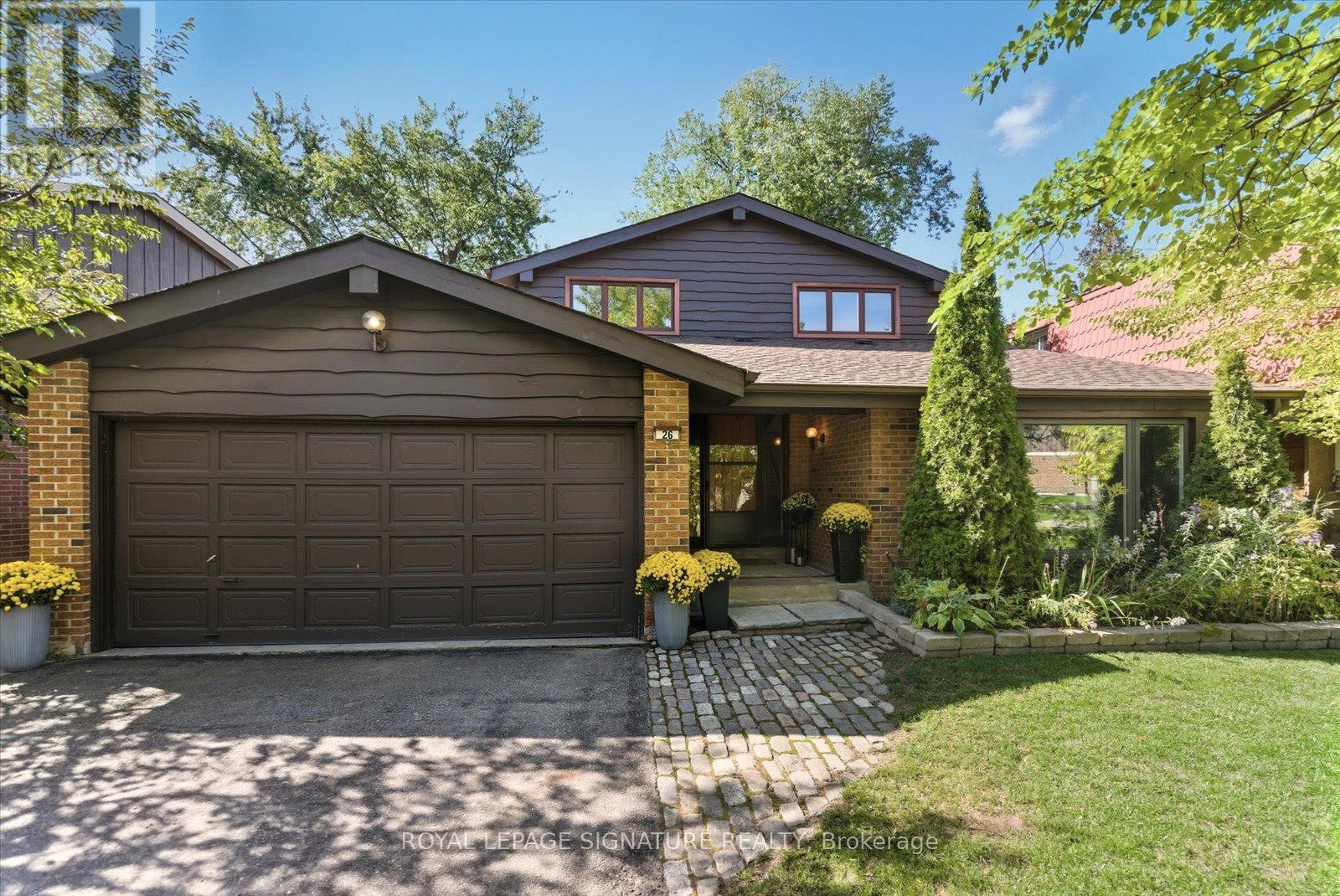 26 Macklingate Court, Toronto, Ontario  M1V 1A1 - Photo 2 - E12473374
