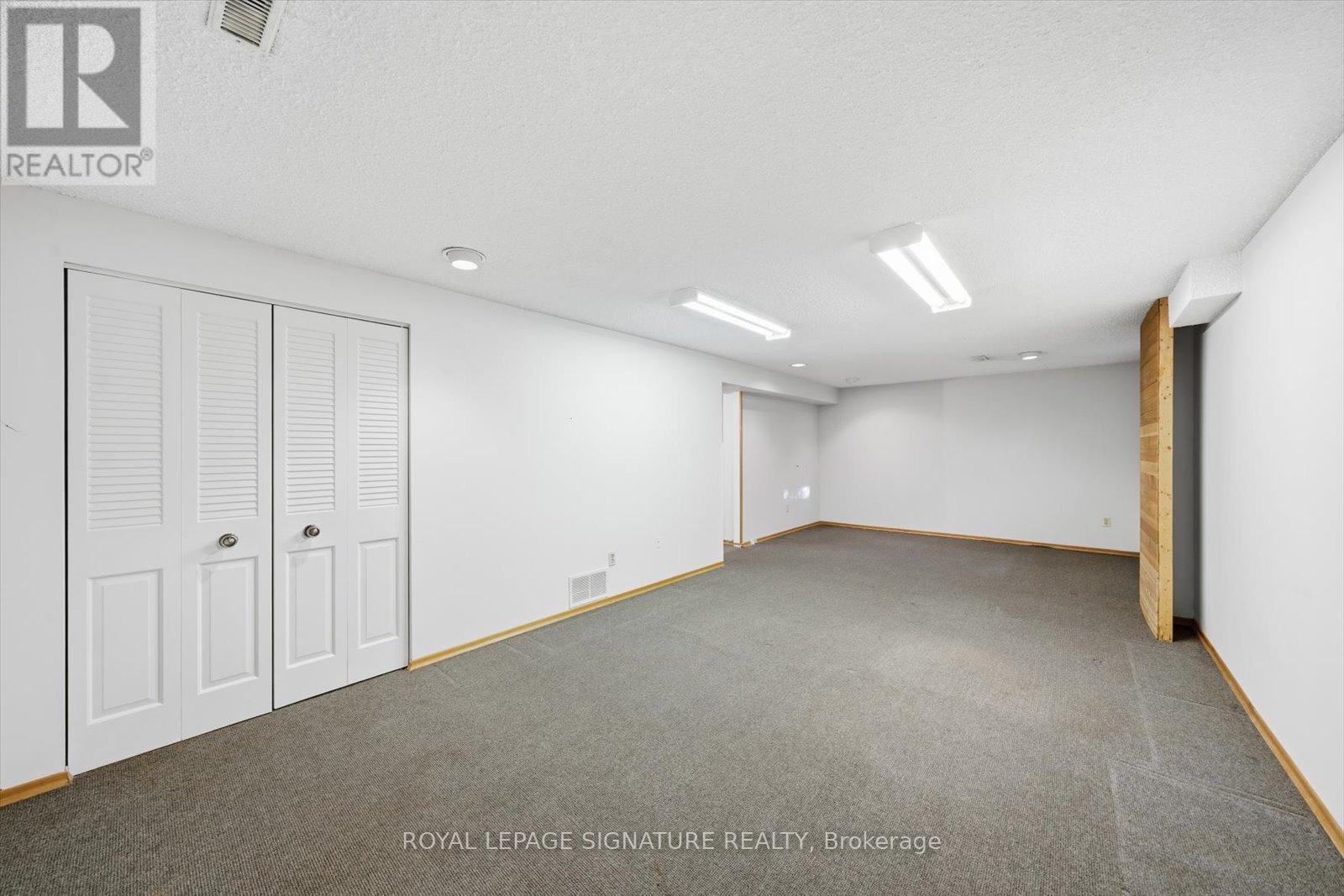 26 Macklingate Court, Toronto, Ontario  M1V 1A1 - Photo 38 - E12473374
