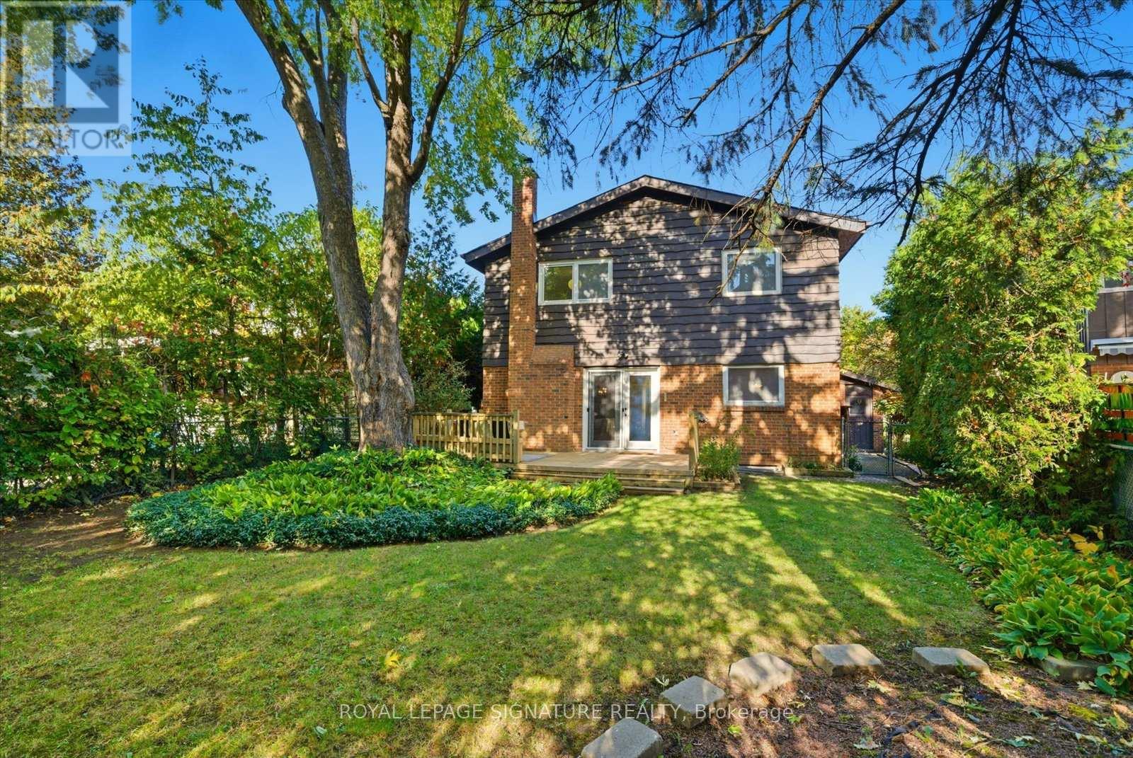 26 Macklingate Court, Toronto, Ontario  M1V 1A1 - Photo 44 - E12473374