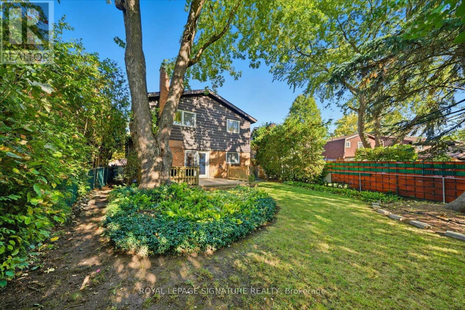 26 Macklingate Court, Toronto, Ontario  M1V 1A1 - Photo 45 - E12473374