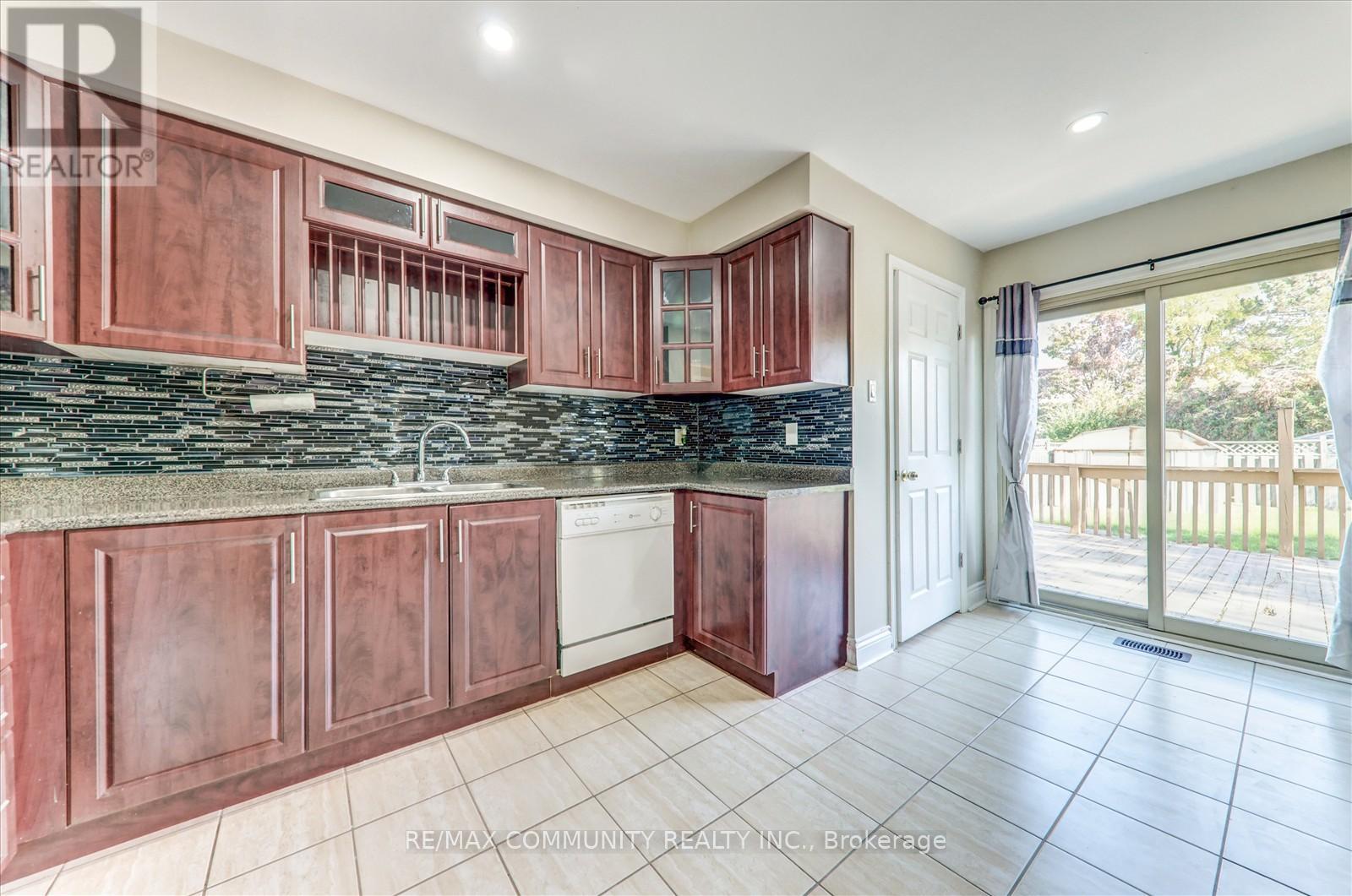 7 Adams Drive, Ajax, Ontario  L1S 5Y6 - Photo 16 - E12473393